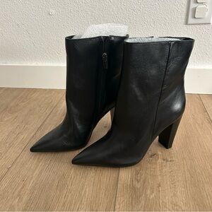 Vince Camuto Membidi Bootie
